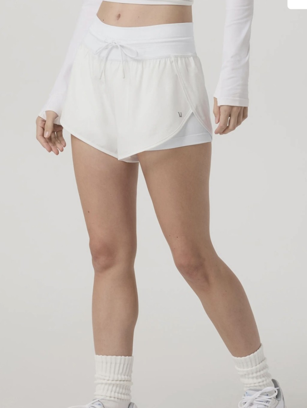 Vuori Daily Speed Shorts White M New Nwt